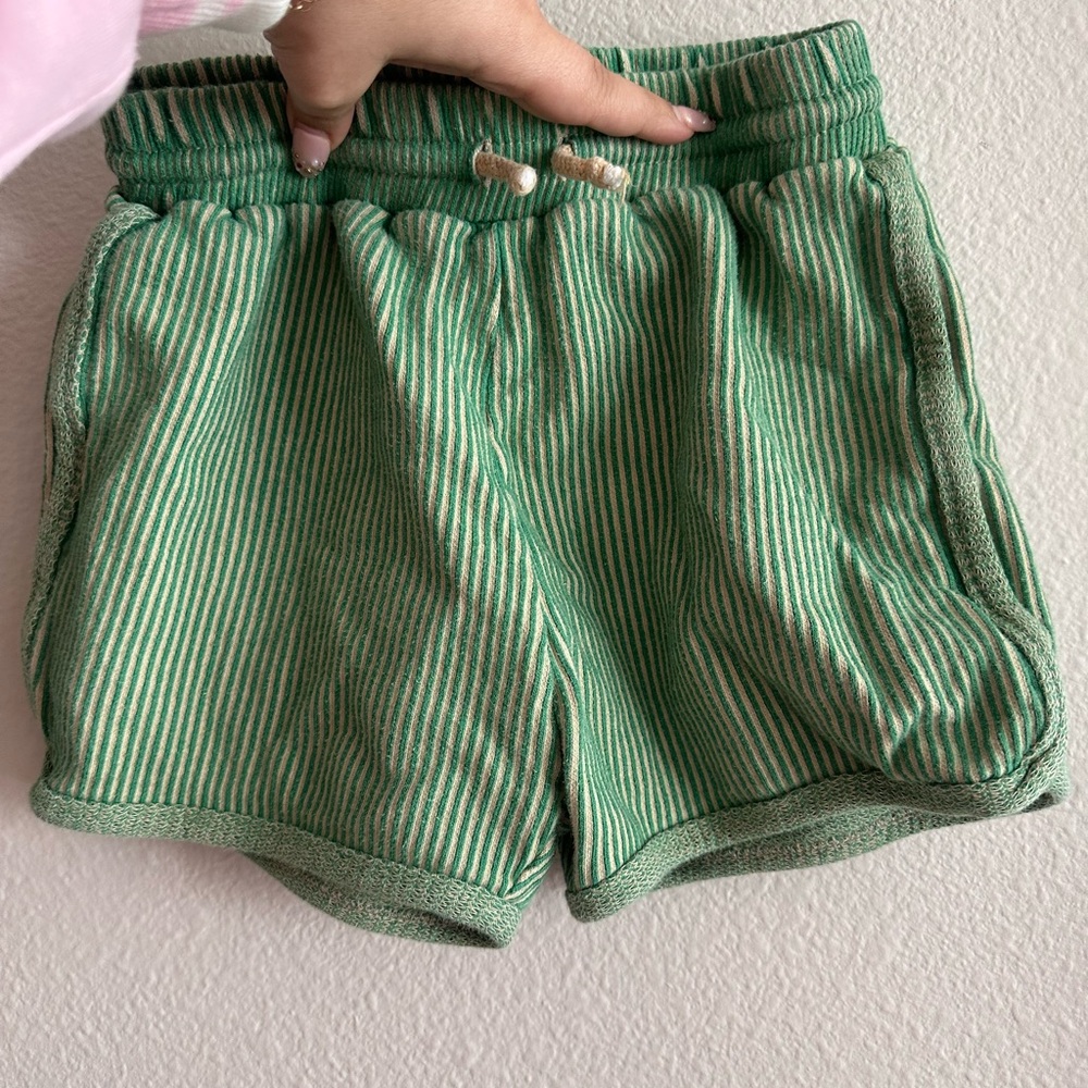 Fin & Vince track shorts